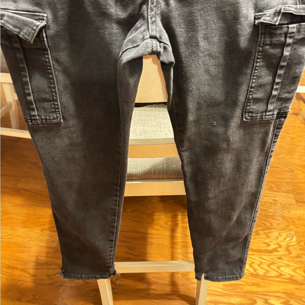 Gray Cargo PantsAND BLACK SHIRT BOTH FOR 25